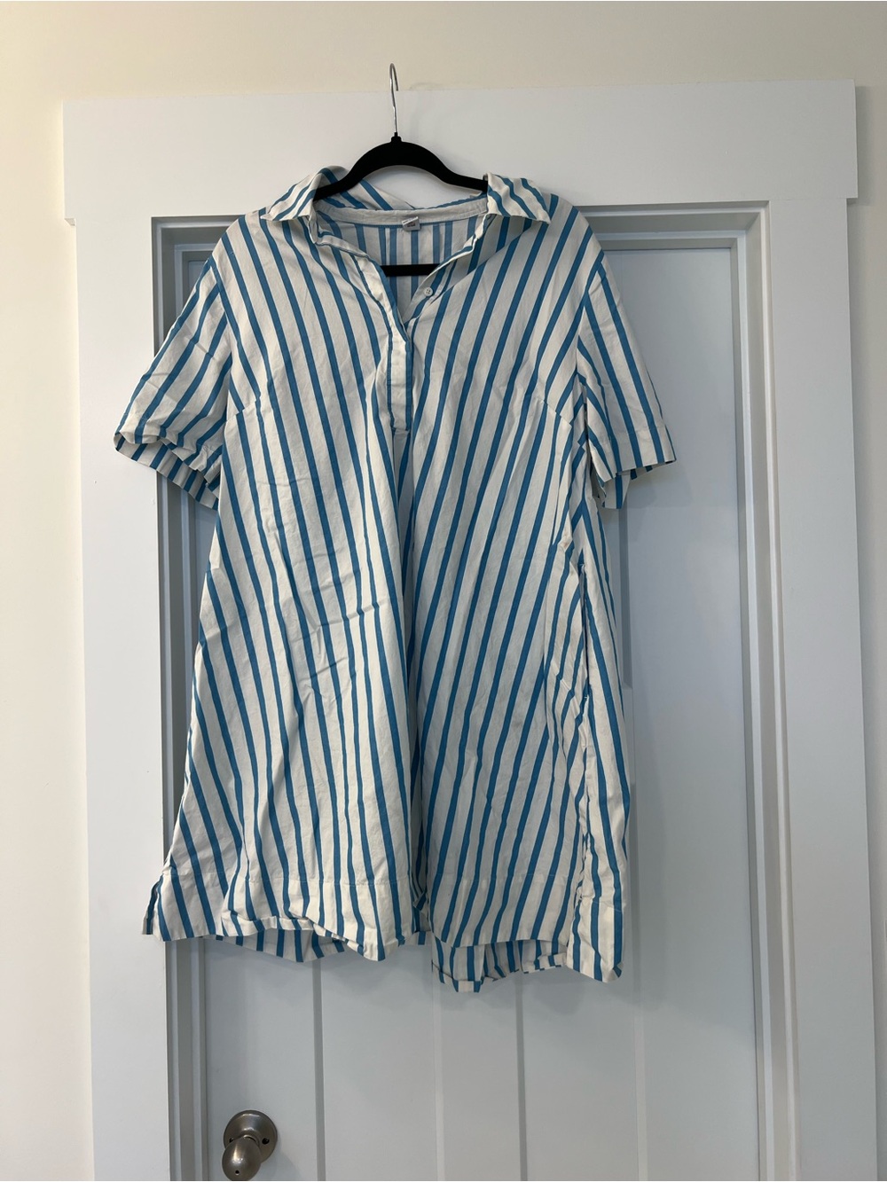 Old Navy Blue and White Striped Button-Up Shirt Dress